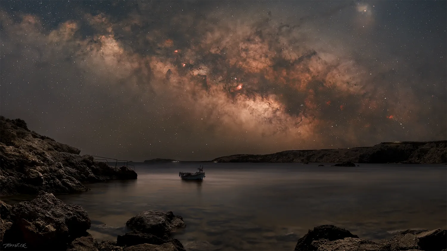 Mælkevejen over det sydlige Grækenland fotograferet med et vidvinkelobjektiv til astrofoto